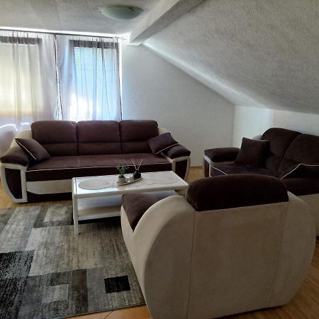 Apartment Em 2 Tuzla Buitenkant foto