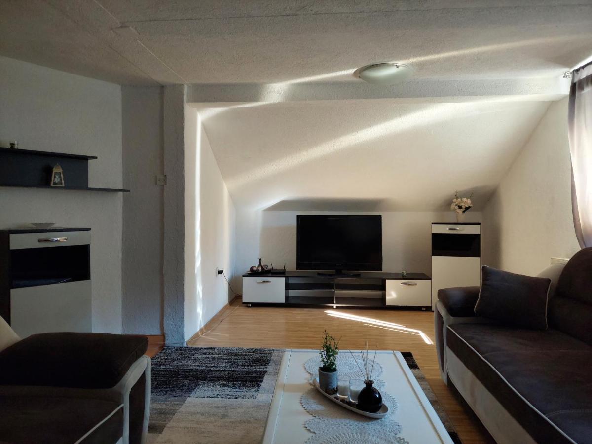 Apartment Em 2 Tuzla Buitenkant foto